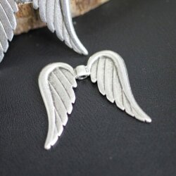 5 Wings Pendants