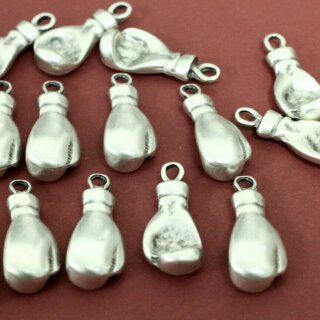 5 Boxhandschuh Anhnger, altsilber
