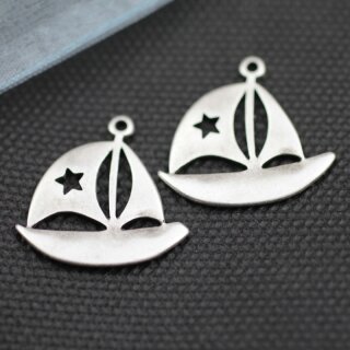 10 Star Sailboat Pendants