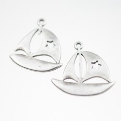 10 Star Sailboat Pendants