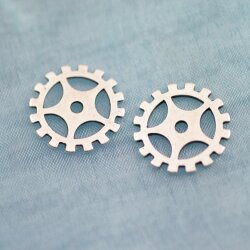 10 Rack-wheel Pendants