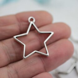 10 Star Pendants