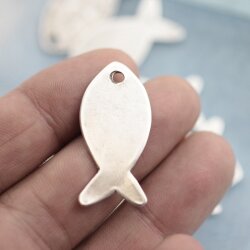 10 Fish Pendants