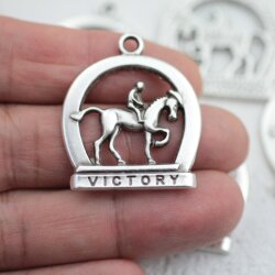 5 horseman and horse Pendants