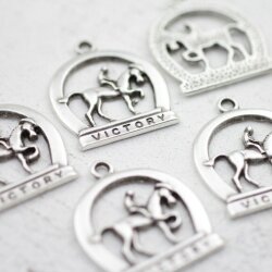 5 horseman and horse Pendants