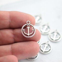 10 anchor Pendants