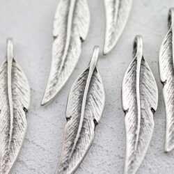 10 Feather Pendants