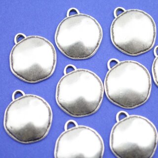 10 round charms