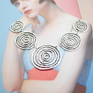 1 Circular Pendants Set