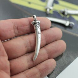 5 predator tooth Pendants