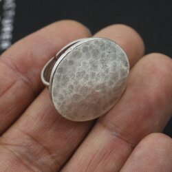 round, hammered Ring, Ø 2,5 cm