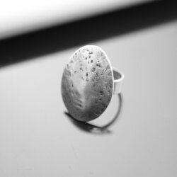 Ovaler Ring, glatt, 2,7x1,9 cm