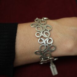 Verspieltes Metall Schnörkel Armband