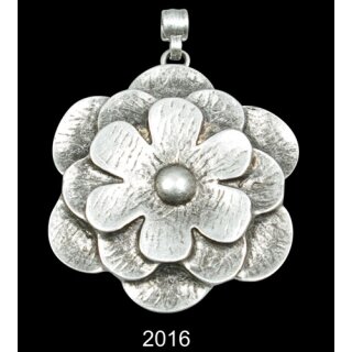 triple Flower Pendant