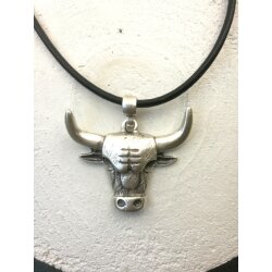 Bullskull Pendant