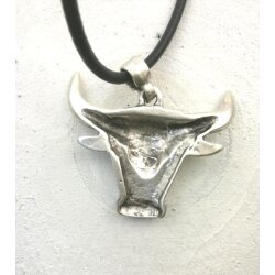 Bullskull Pendant