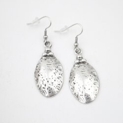 Oval drop Earrings