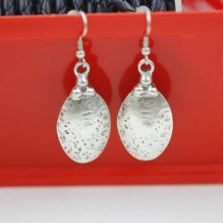 Oval drop Earrings