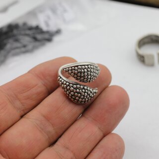 Bltter, genoppt, Ring, 2,2 cm