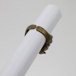 Verschränkte Skelett Finger Ring, 2,3 cm Altmessing