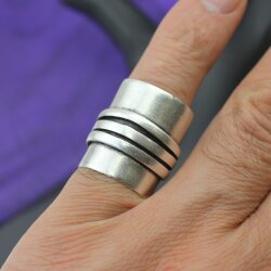 Brutalist Wide Spinner Ring