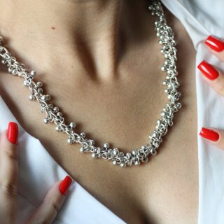 Filigrane Necklace Noble, Classy style with little drop elements