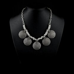 Abundant Necklace with metal elements Statement Gothic...