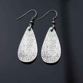 Drop Earrings with Fancywork, ornaments