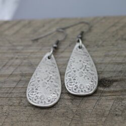 Drop Earrings with Fancywork, ornaments