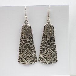 Oriental Design Earrings