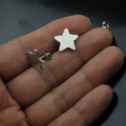 Star stud earrings, 1,5 cm