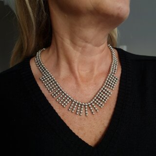 Fine metal Beads necklace