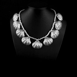 Maritime shell necklace, 3,5x3,5 cm per element