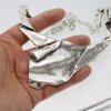 Statement-Halskette Silberfarben, Skulpturaler Collier, Einzigartiger Halsschmuck, Modernes Kunst-Design
