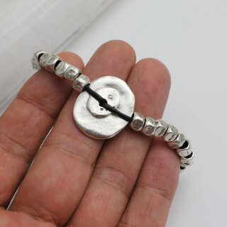 Ethno Style Armband mit Metall Elementen, Metallwrfeln