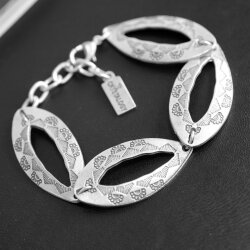 Ethno Look Bracelet with oval metal elements