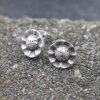 Flower stud earrings, 1,3 cm