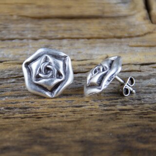 Roses stud earrings, 1,5 cm