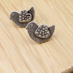 dove stud earrings