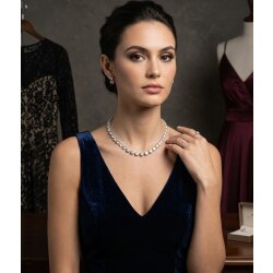 Luxus Tennis Kette mit Swarovski Chaton & Preciosa Kristallen, Diamantschliff Silber Collier