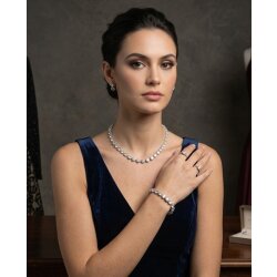 Luxus Tennis Kette mit Swarovski Chaton & Preciosa Kristallen, Diamantschliff Silber Collier