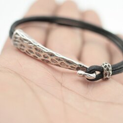 Leather bracelet with metal elements, unisex