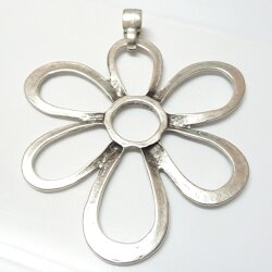 Flower Pendant