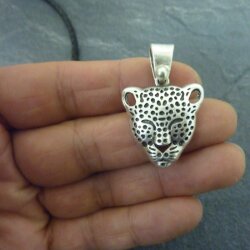 Leopard head Pendant