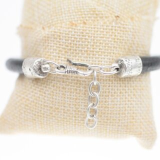 Verspieltes Lederarmband mit Gitteroptik Leder Armband Unisex