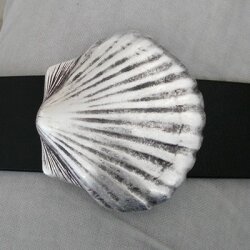 Muschel Gürtelschließe, 7,0x6,5 cm, Altsilber