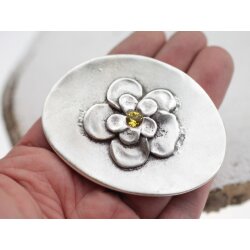 Flower Belt Buckle with 6 mm Swarovski Crystal, 7,7*5,8 cm