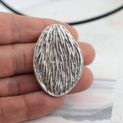 coconut Pendant, 4,8x3,4 cm