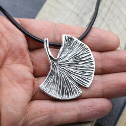 Gingko leaf Pendant, Nature, 5x4,8 cm