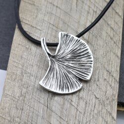 Gingko leaf Pendant, Nature, 5x4,8 cm